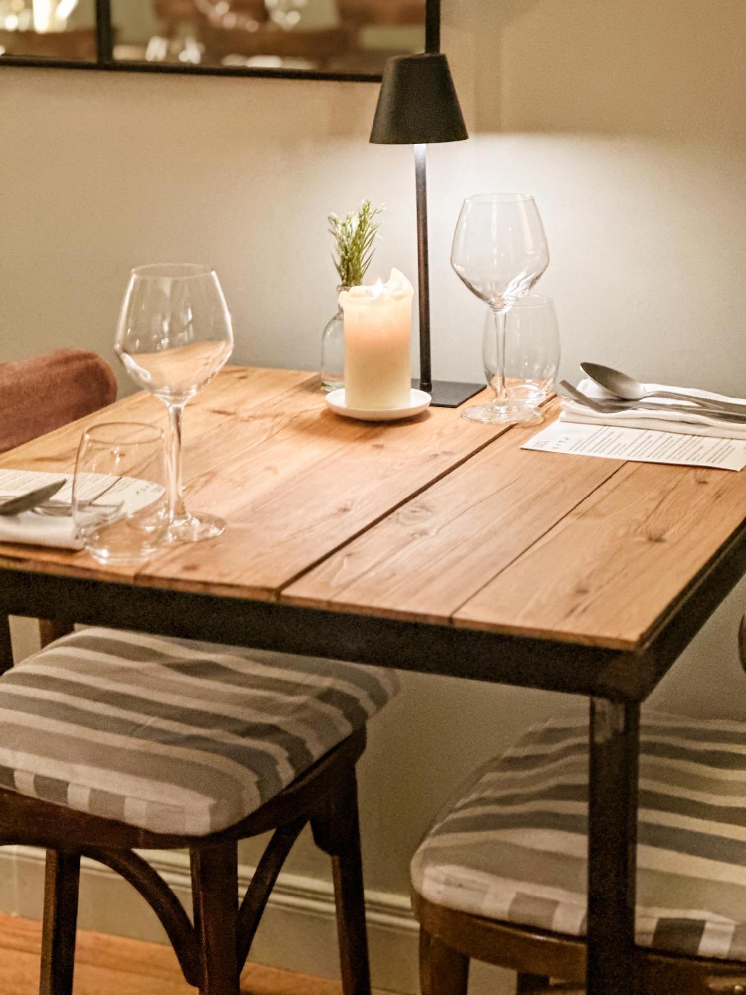 Dix Restaurant & Chambres D'Hotes, Sainte-Alvere, Dordogne ภายนอก รูปภาพ